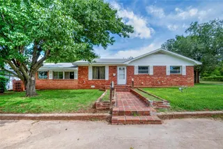 Sold home at 420 E 12th Street