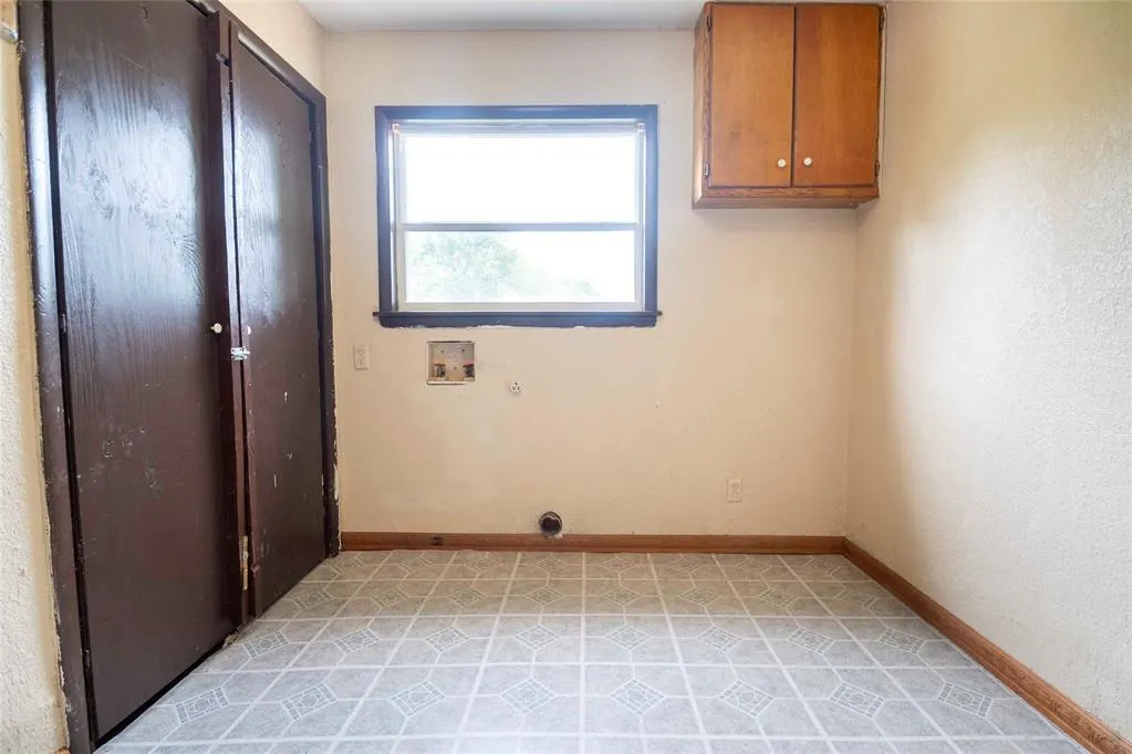 Photo 14 — 420 E 12th Street, Chandler, OK 74834