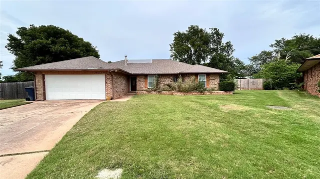 Front exterior — 6216 Cloverlawn Court, Oklahoma City, OK 73135