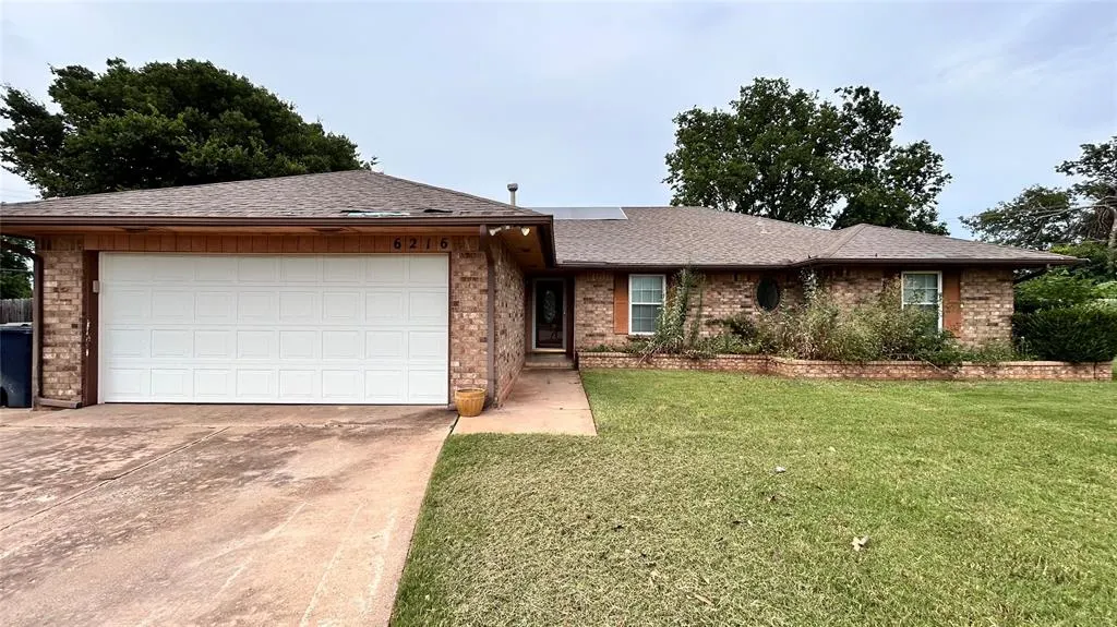 Photo 3 — 6216 Cloverlawn Court, Oklahoma City, OK 73135