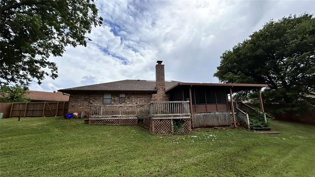 Photo 7 — 6216 Cloverlawn Court, Oklahoma City, OK 73135