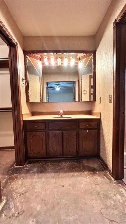Photo 21 — 6216 Cloverlawn Court, Oklahoma City, OK 73135