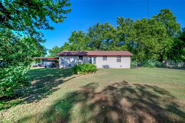 Photo 5 — 108 S 3rd Street, Stroud, OK 74079