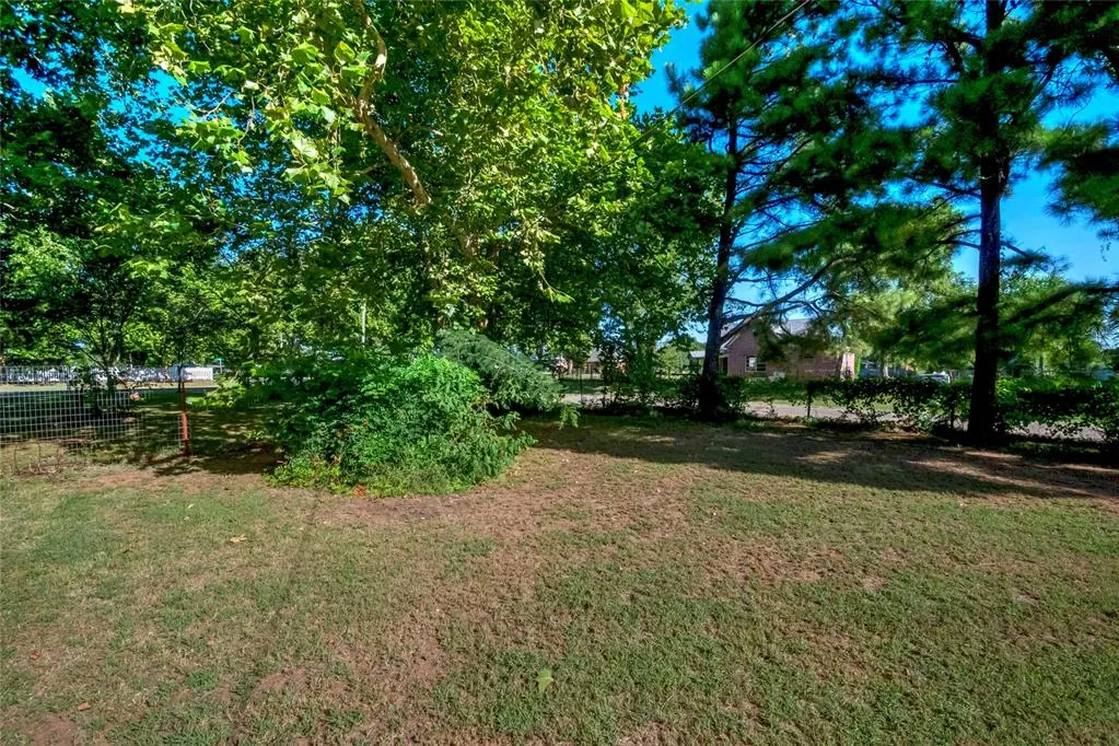 Photo 6 — 108 S 3rd Street, Stroud, OK 74079