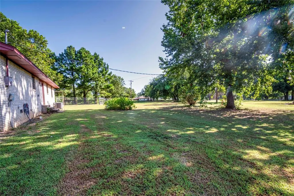 Photo 10 — 108 S 3rd Street, Stroud, OK 74079