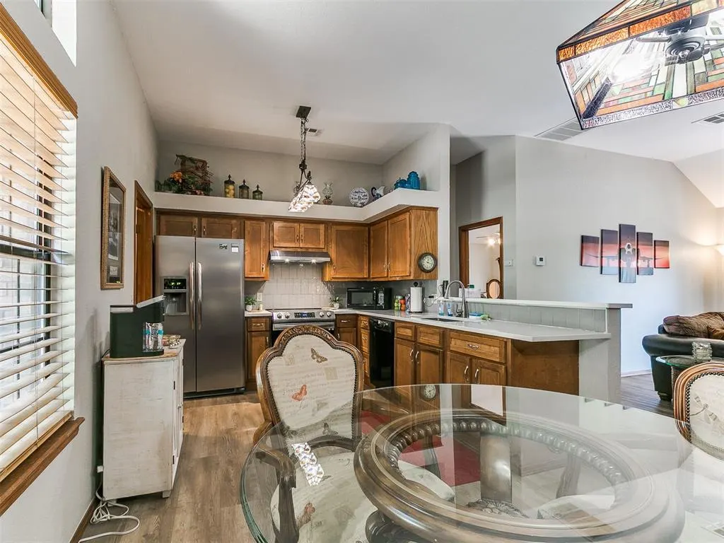 Photo 14 — 12504 Covey Creek Drive, Oklahoma City, OK 73142