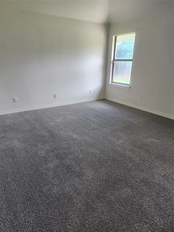 Photo 9 — 2354 Blue Spruce Drive, Blanchard, OK 73010