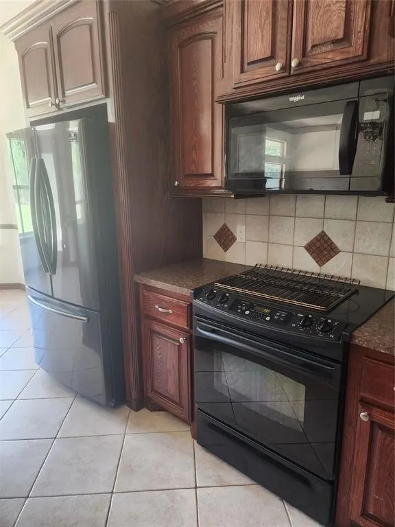 Photo 18 — 2354 Blue Spruce Drive, Blanchard, OK 73010