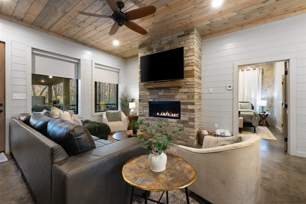 Photo 9 — 250 Crooked Stick Trail, Broken Bow, OK 74728