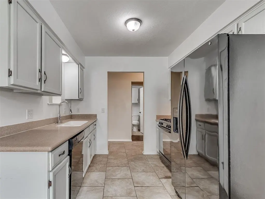 Photo 9 — 725 Lapwing Road, Edmond, OK 73003