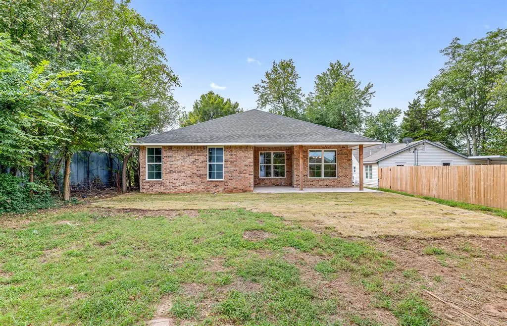 Photo 21 — 203 W Holly Street, Tuttle, OK 73089