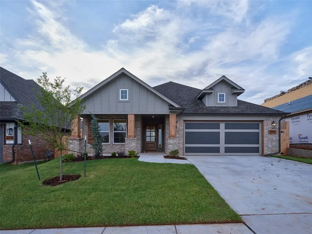 Photo 2 — 3717 Bedrock Drive, Norman, OK 73069