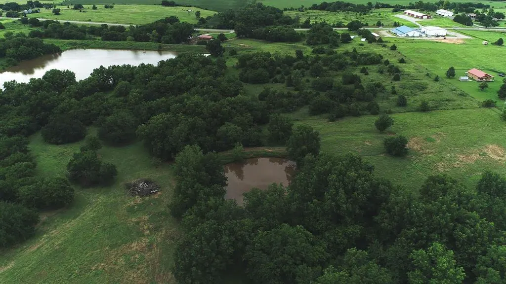 Photo 3 — E County 1520 Road, Maysville, OK 73057