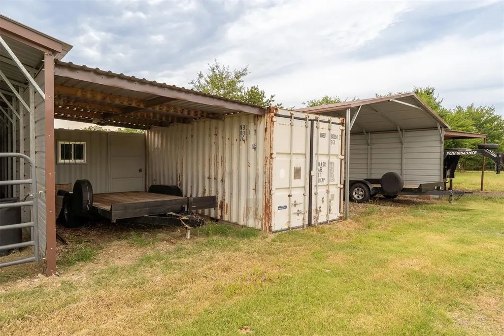 Photo 16 — E County 1520 Road, Maysville, OK 73057