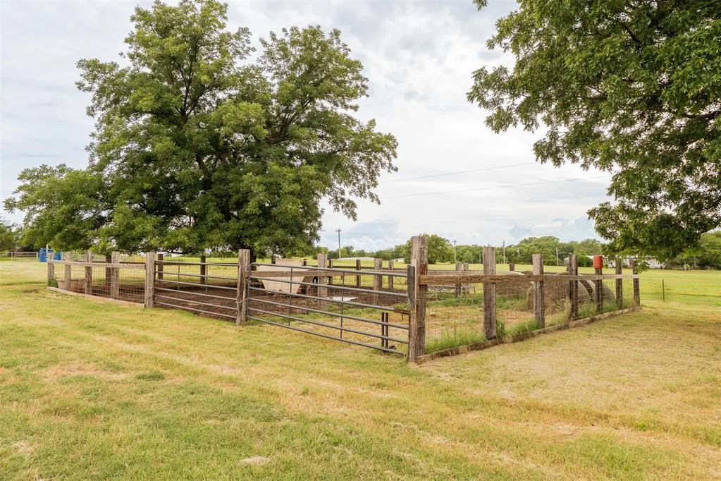 Photo 18 — E County 1520 Road, Maysville, OK 73057
