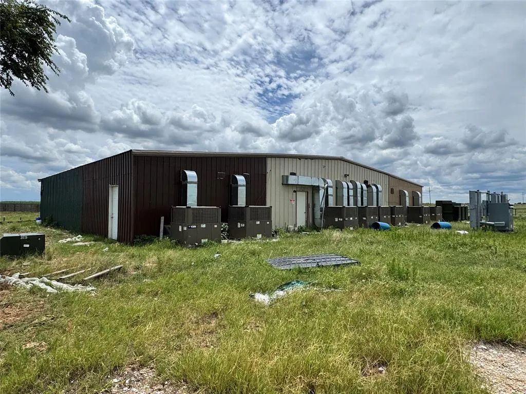 Photo 4 — 17871 E 1200 Road, Erick, OK 73645