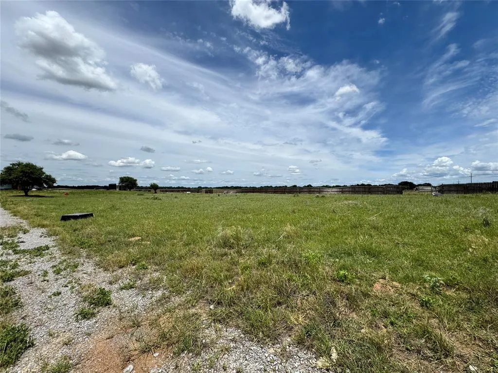 Photo 6 — 17871 E 1200 Road, Erick, OK 73645