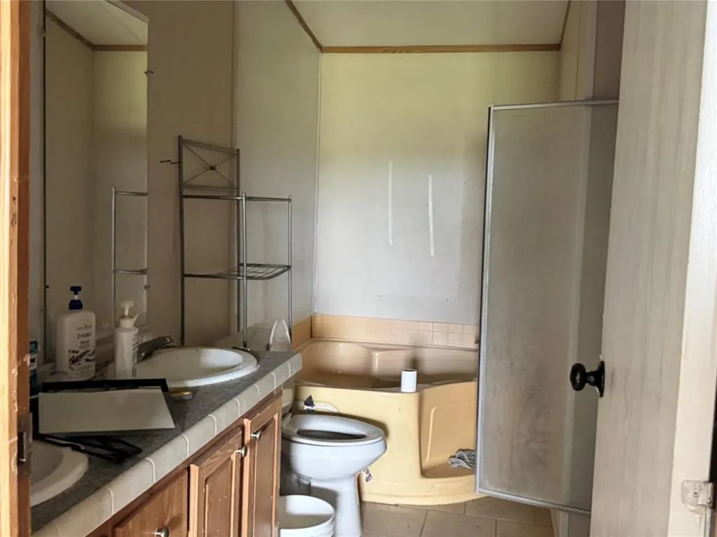 Photo 20 — 17871 E 1200 Road, Erick, OK 73645