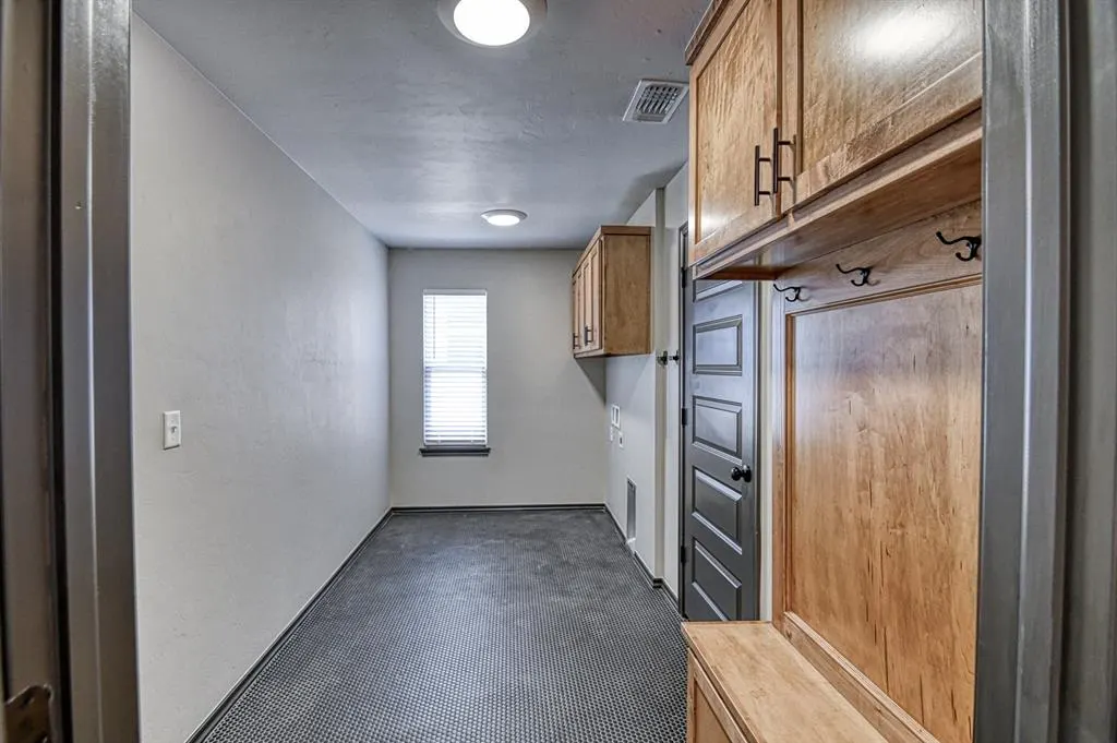 Photo 17 — 3733 Alta Vista Drive, Norman, OK 73069