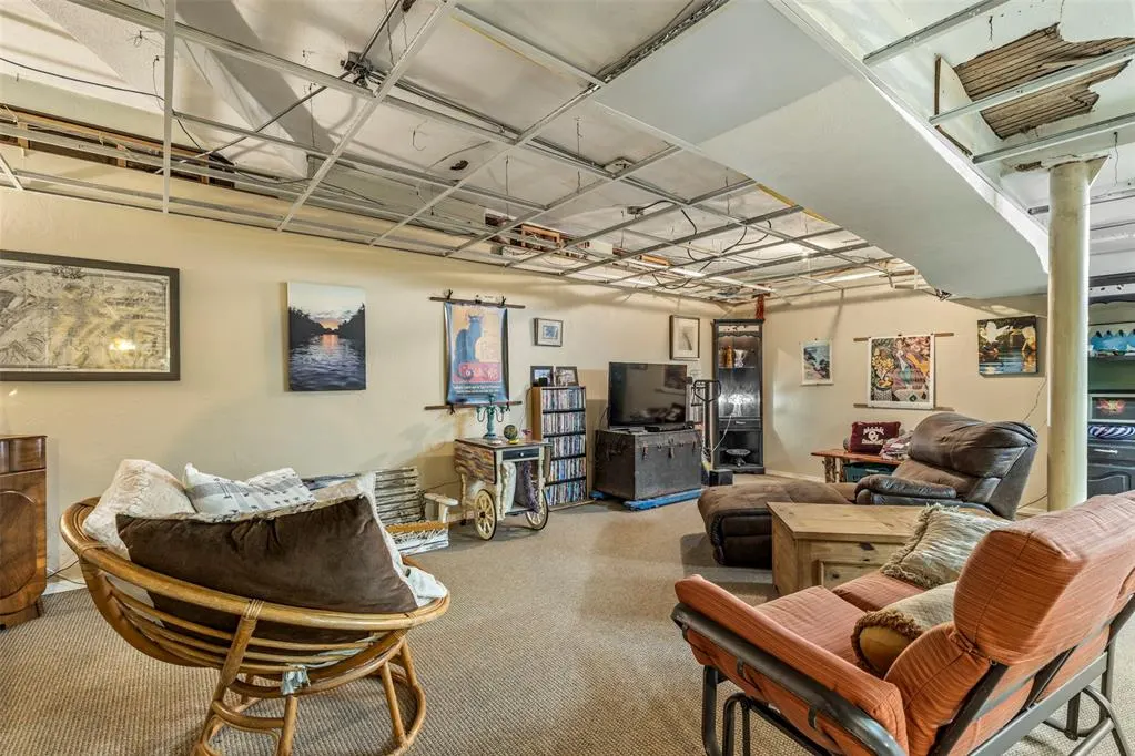 Photo 32 — 117 W Grand Avenue, Tonkawa, OK 74653
