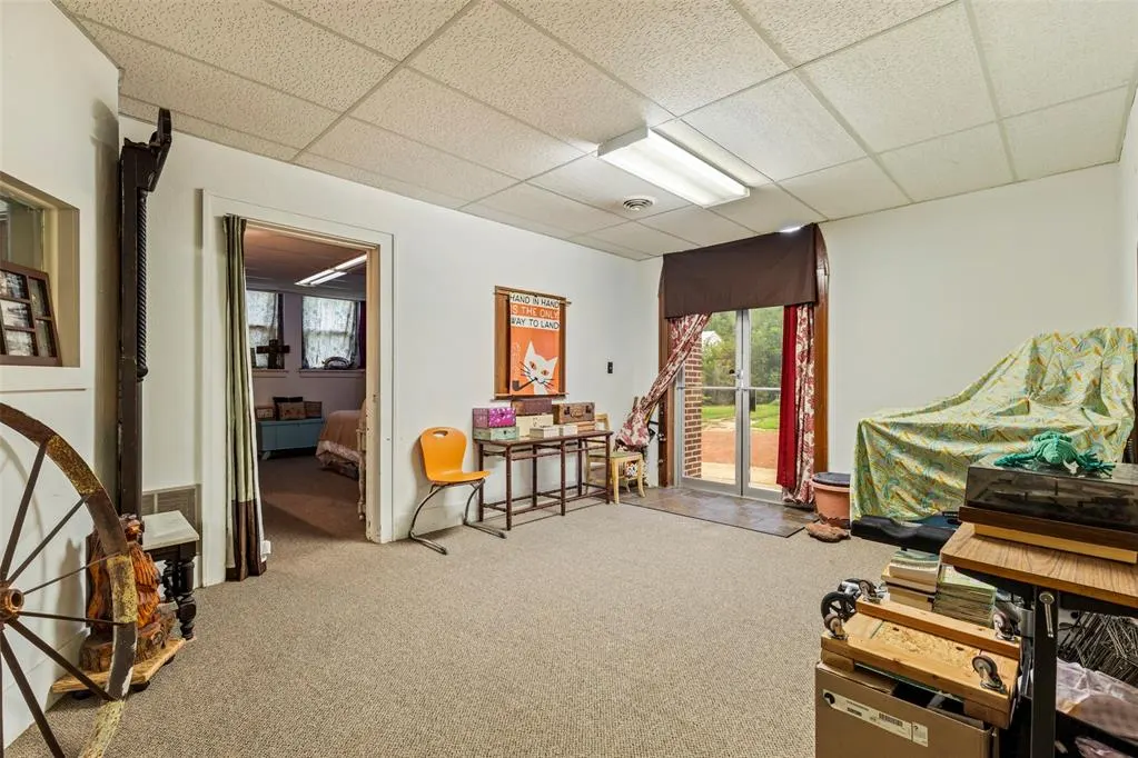Photo 35 — 117 W Grand Avenue, Tonkawa, OK 74653