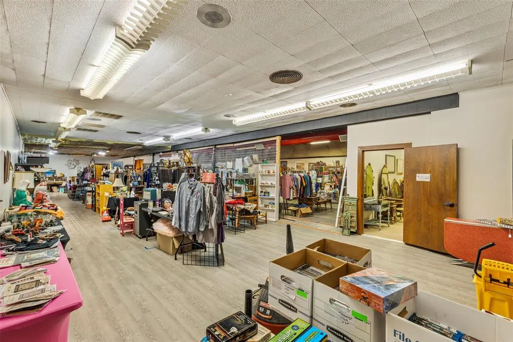 Photo 40 — 117 W Grand Avenue, Tonkawa, OK 74653