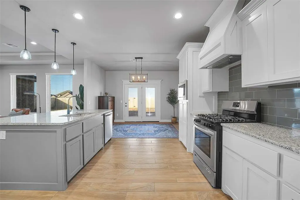 Photo 11 — 2121 Longhorn Trail, Altus, OK 73521