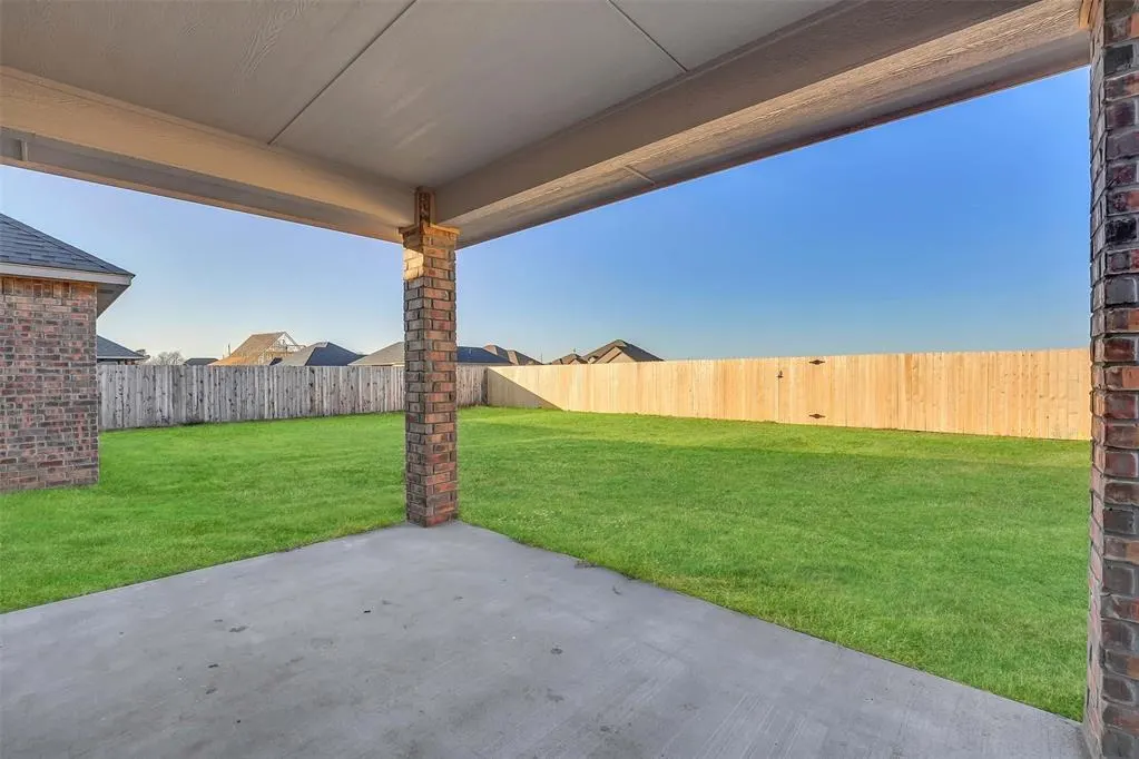 Photo 37 — 2121 Longhorn Trail, Altus, OK 73521