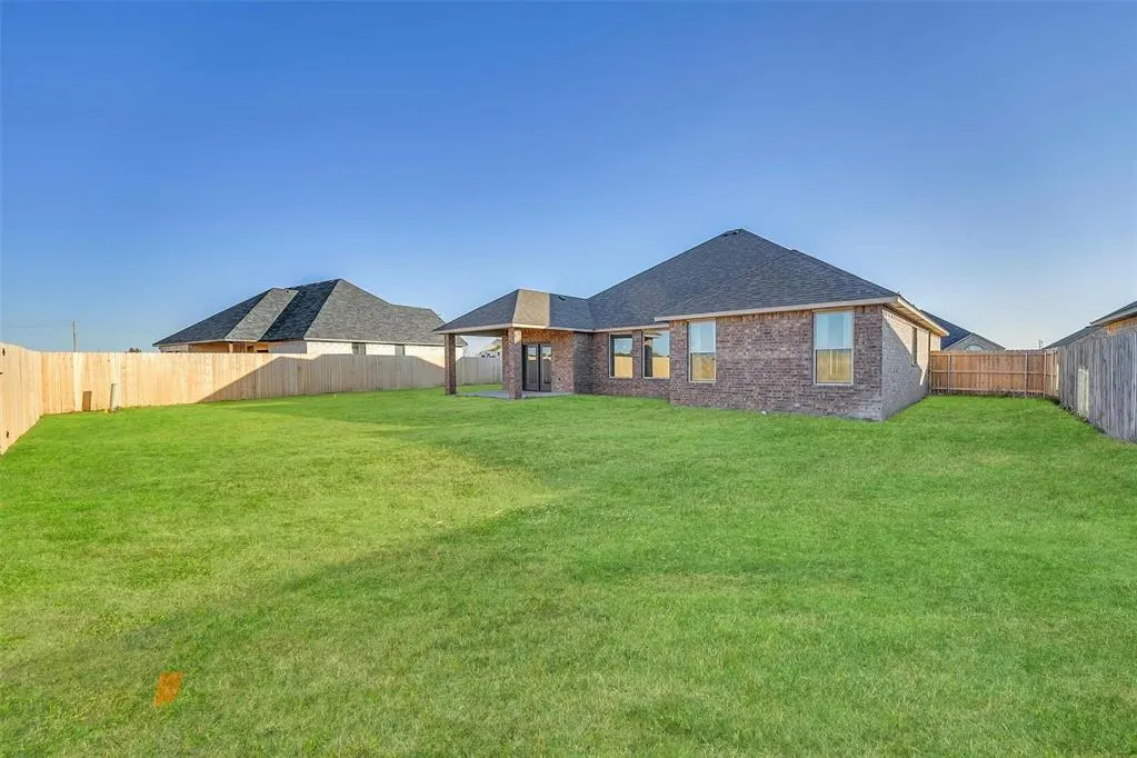Photo 39 — 2121 Longhorn Trail, Altus, OK 73521