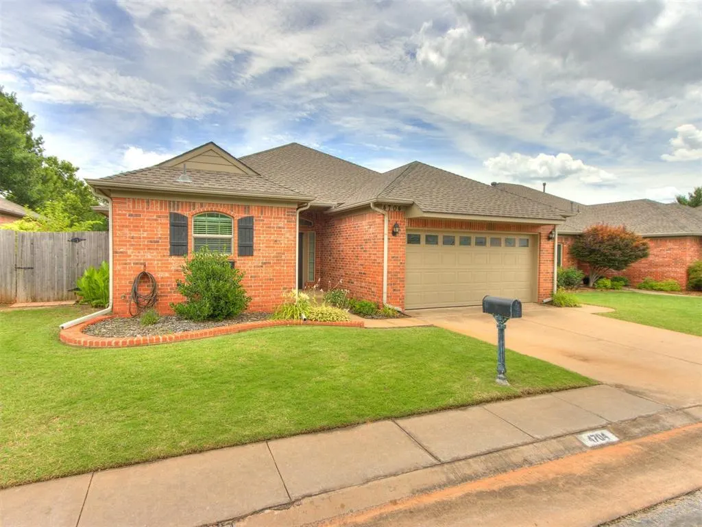 Front exterior — 4704 NW 118 Street, Oklahoma City, OK 73162
