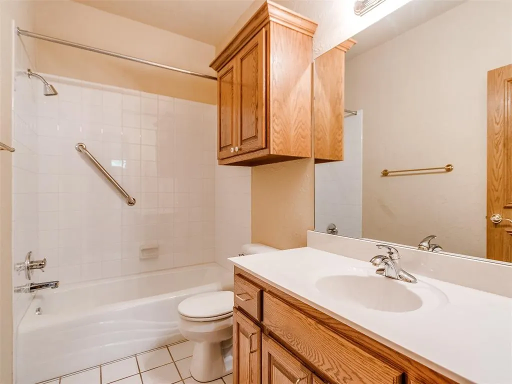Photo 15 — 4704 NW 118 Street, Oklahoma City, OK 73162