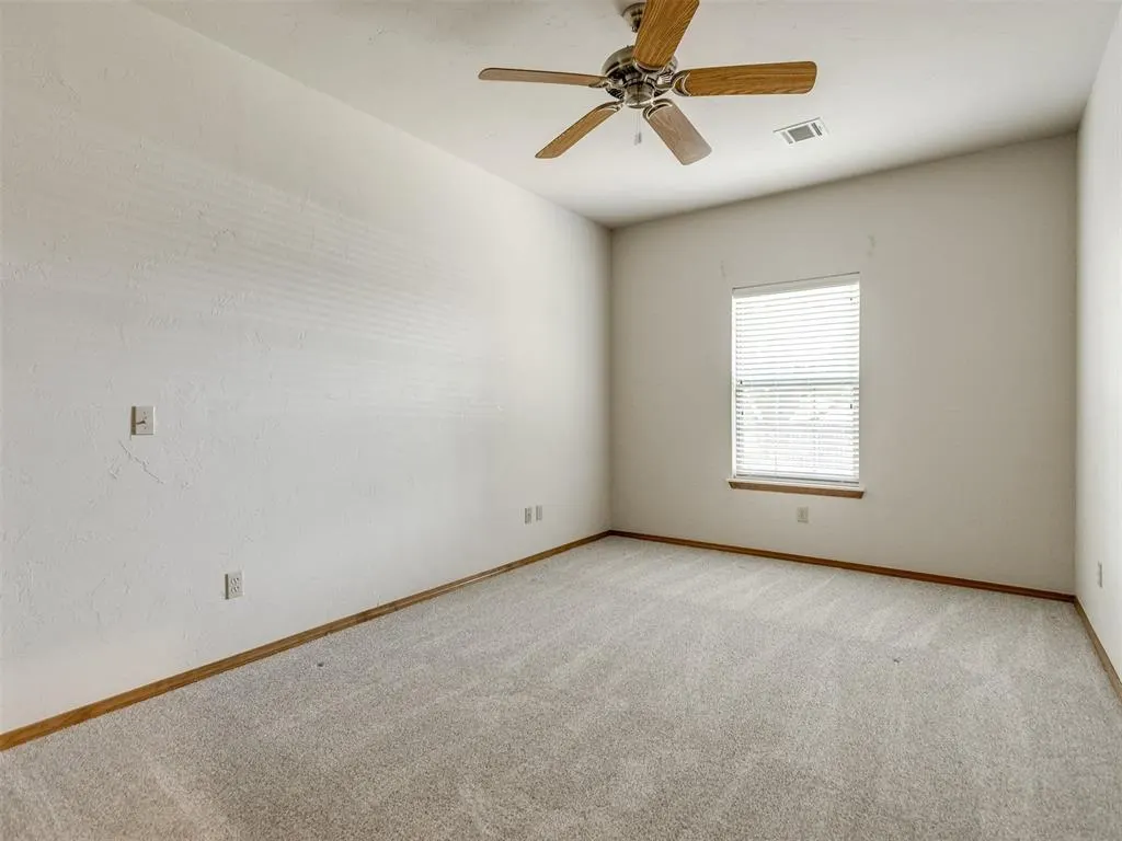 Photo 18 — 4704 NW 118 Street, Oklahoma City, OK 73162