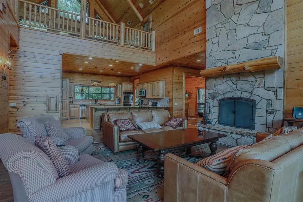 Photo 18 — 145 Lake Bluff Lane, Broken Bow, OK 74728