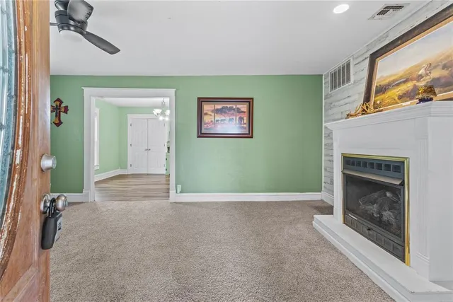 Photo 5 — 625 N Broadway Street, Hydro, OK 73048