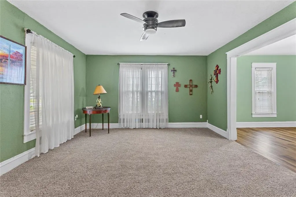 Photo 8 — 625 N Broadway Street, Hydro, OK 73048