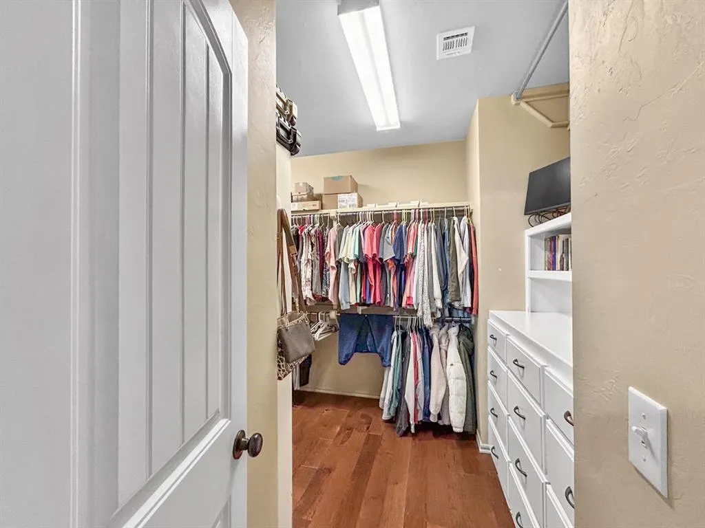 Photo 21 — 702 E Johnson Street, Lexington, OK 73051