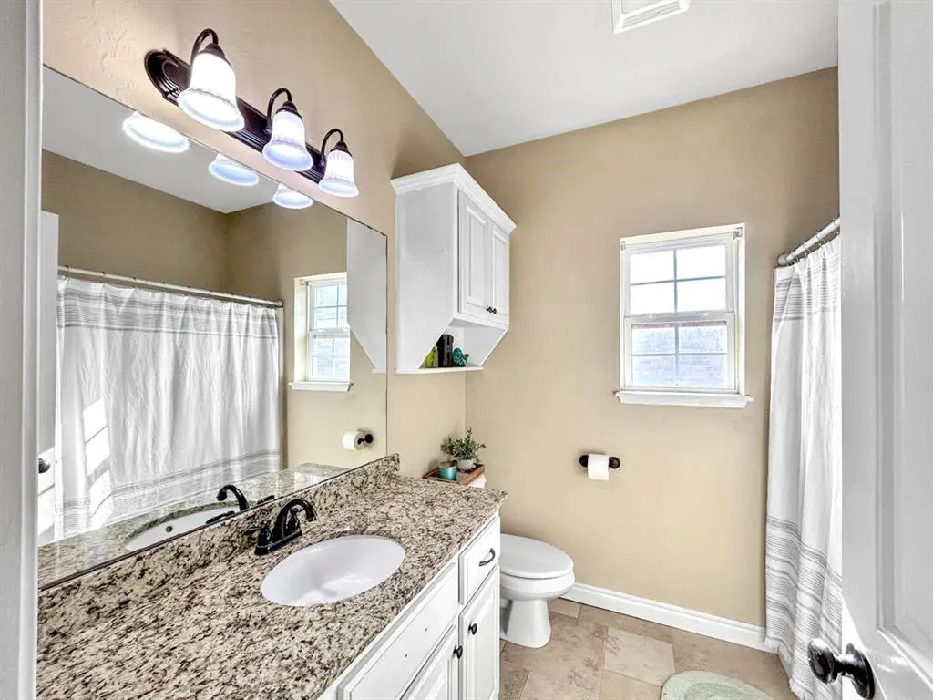 Photo 25 — 702 E Johnson Street, Lexington, OK 73051