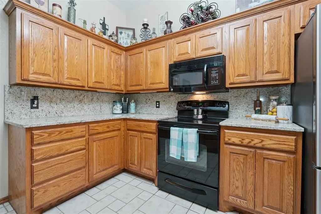 Photo 13 — 6005 SE 82nd Circle, Oklahoma City, OK 73135