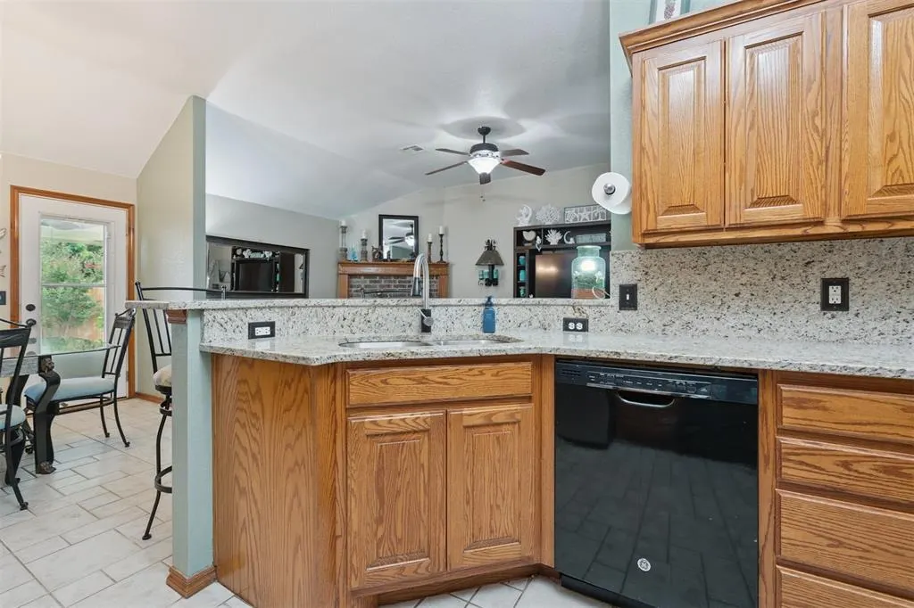 Photo 14 — 6005 SE 82nd Circle, Oklahoma City, OK 73135