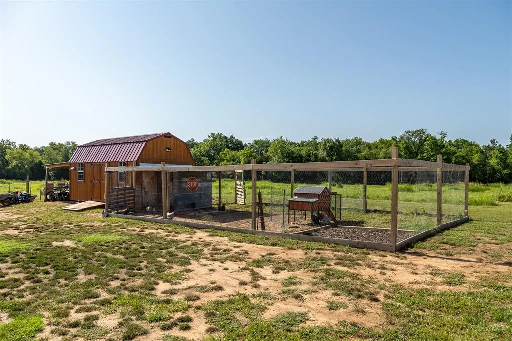 Photo 5 — 10076 Cottonwood Farms, Coyle, OK 73027
