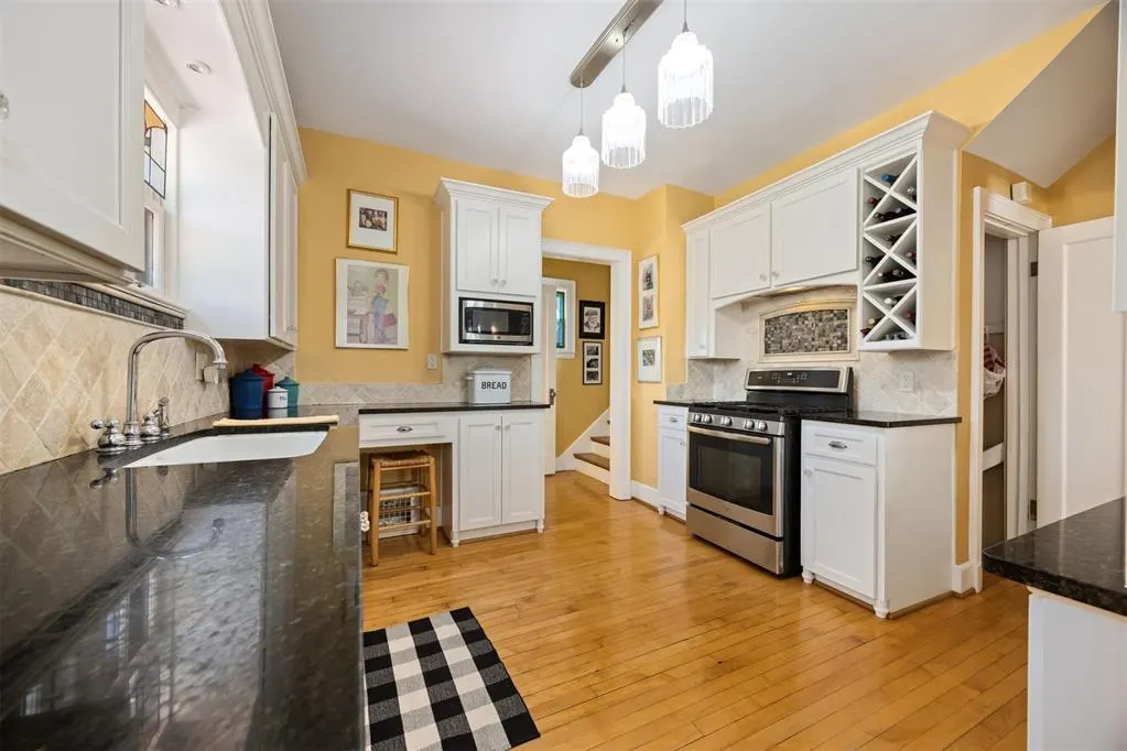 Photo 13 — 627 NE 15th Street, Oklahoma City, OK 73104