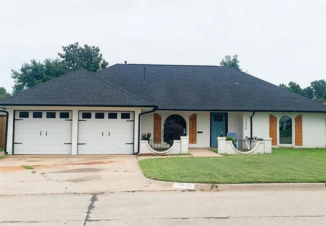 Photo 3 — 7008 N Comanche Avenue, Oklahoma City, OK 73132