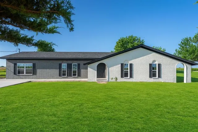 Photo 3 — 1303 County Road 1300, Chickasha, OK 73018