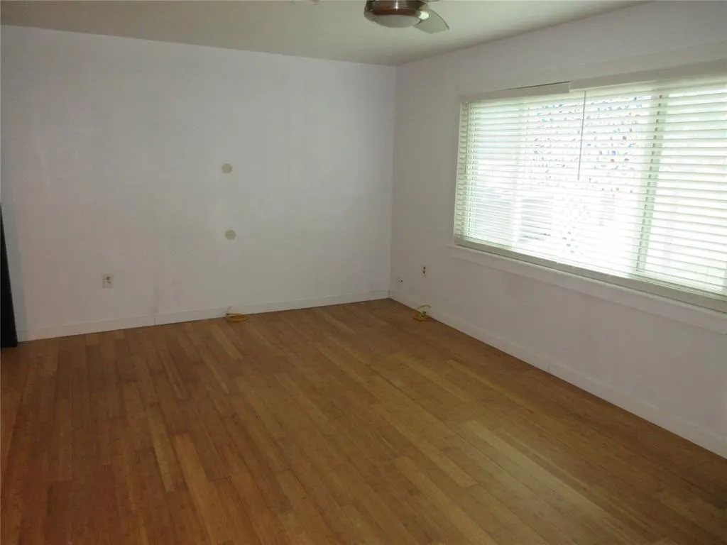 Photo 10 — 404 S 6th Street, Tecumseh, OK 74873