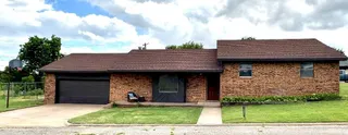 Sold home at 711 Villa Place