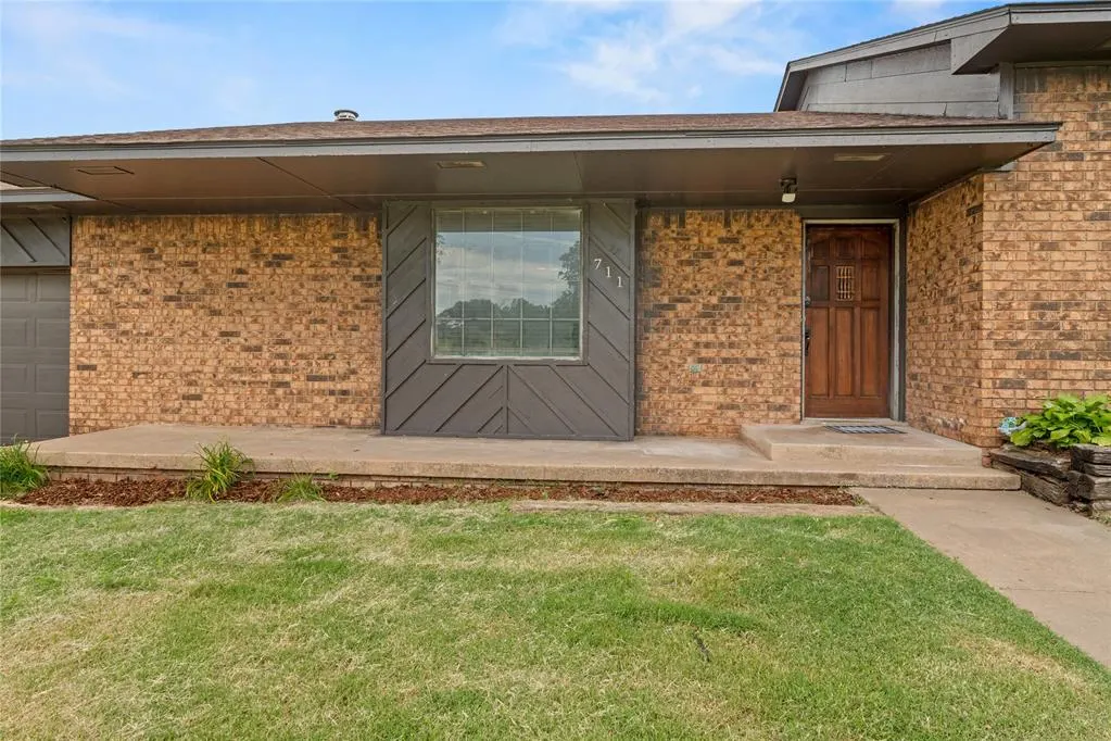 Photo 4 — 711 Villa Place, Watonga, OK 73772