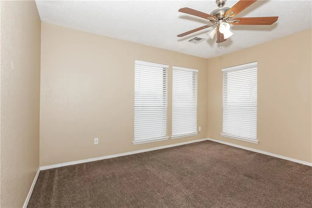 Photo 9 — 9313 S Land Avenue, Oklahoma City, OK 73159
