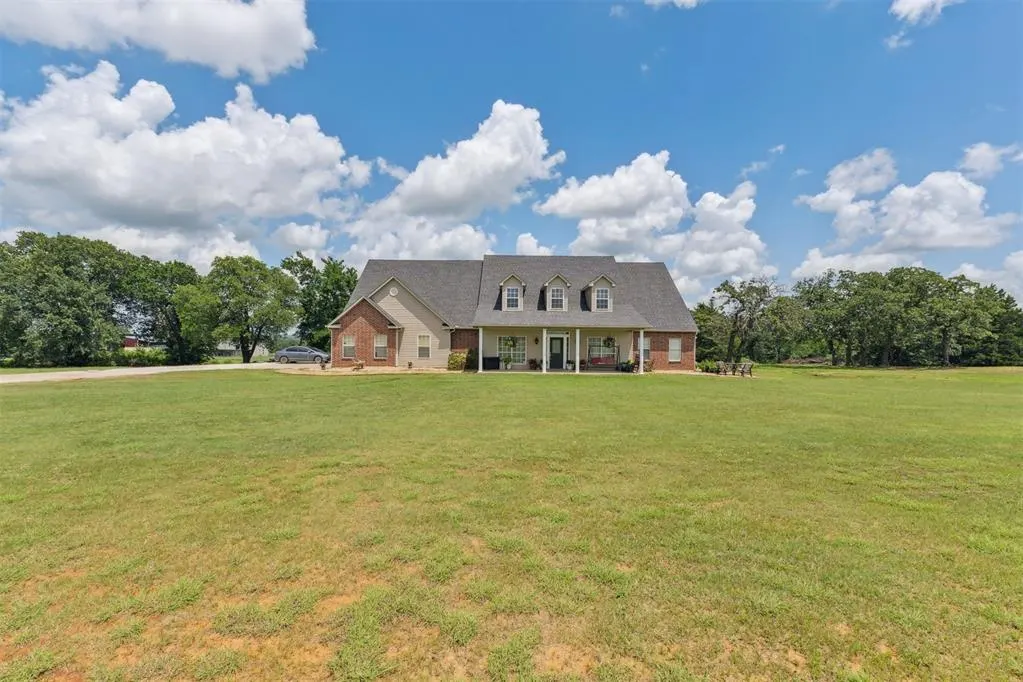 Front exterior — 105940 Payne Lane, Meeker, OK 74855
