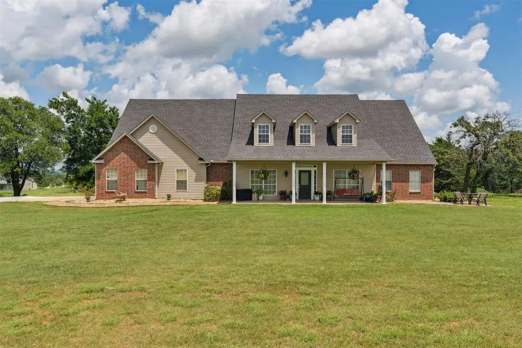 Photo 2 — 105940 Payne Lane, Meeker, OK 74855