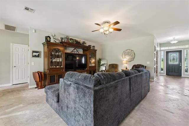 Photo 7 — 105940 Payne Lane, Meeker, OK 74855